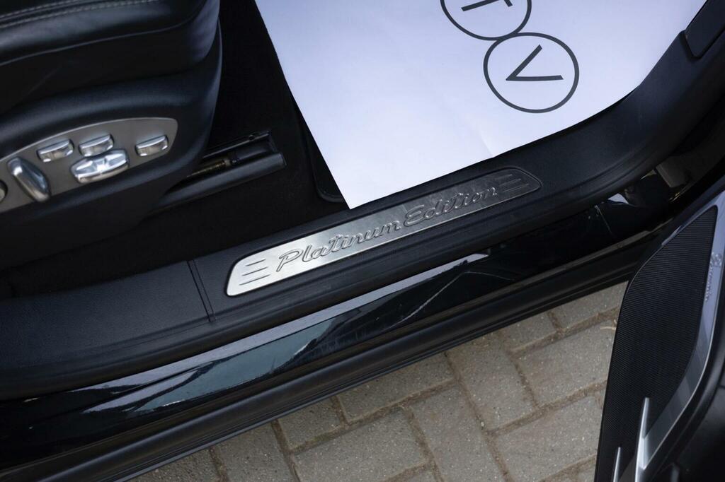 Porsche Cayenne 3.0 V6 E-hybrid Silver #150