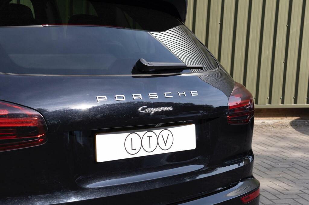 Porsche Cayenne 3.0 V6 E-hybrid Silver #81