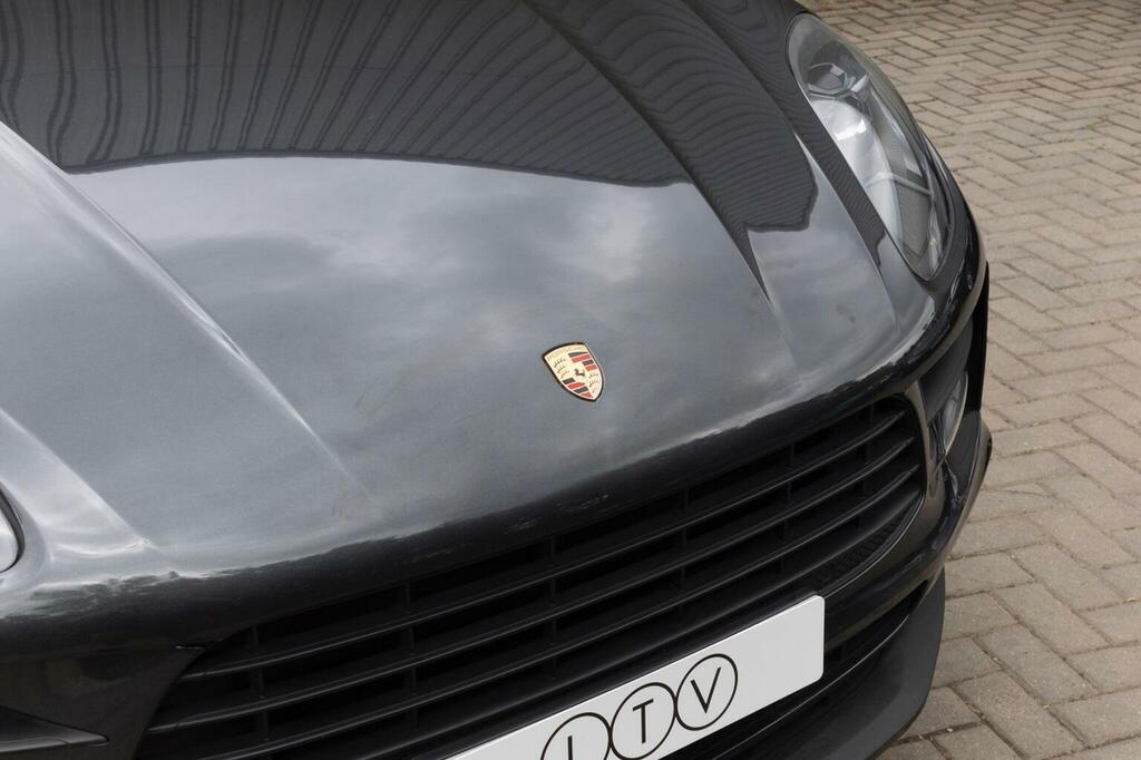 Porsche Macan 2L Null Grey #55