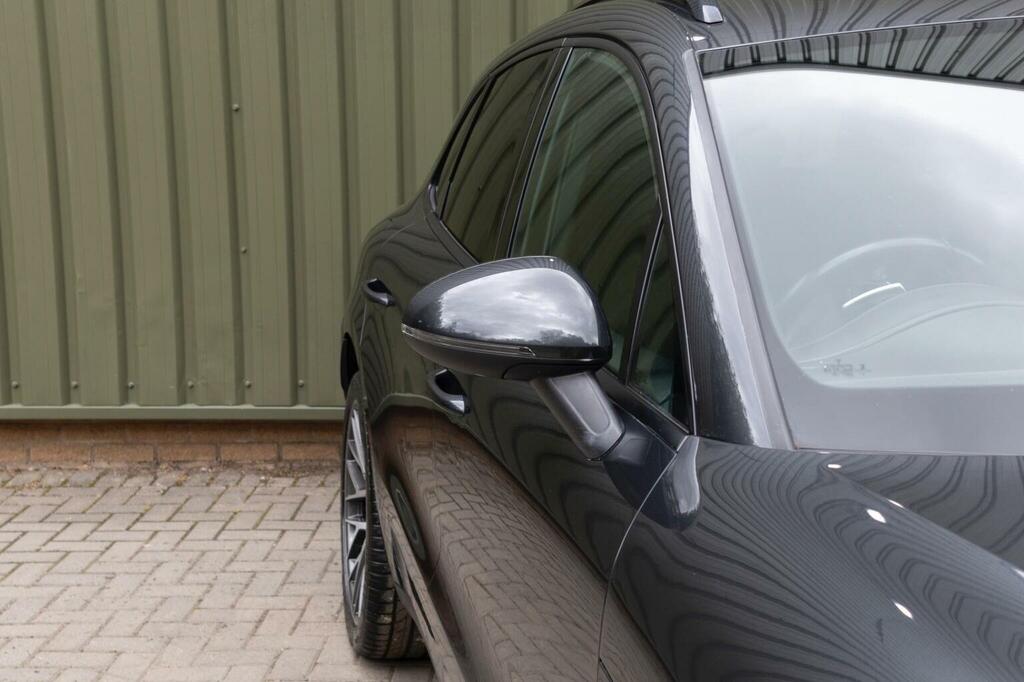 Porsche Macan 2L Null Grey #59