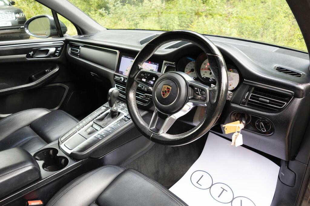 Porsche Macan 2L Null Grey #12