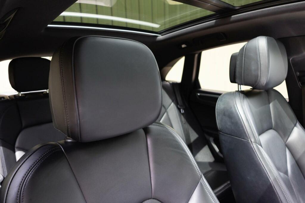 Porsche Macan 2L Null Grey #44