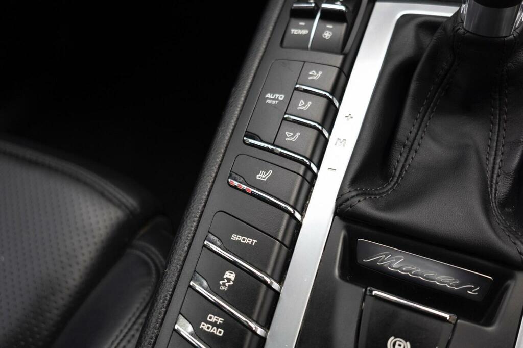 Porsche Macan 2L Null Grey #88
