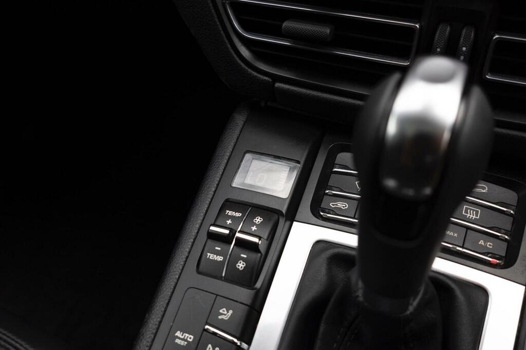 Porsche Macan 2L Null Grey #91