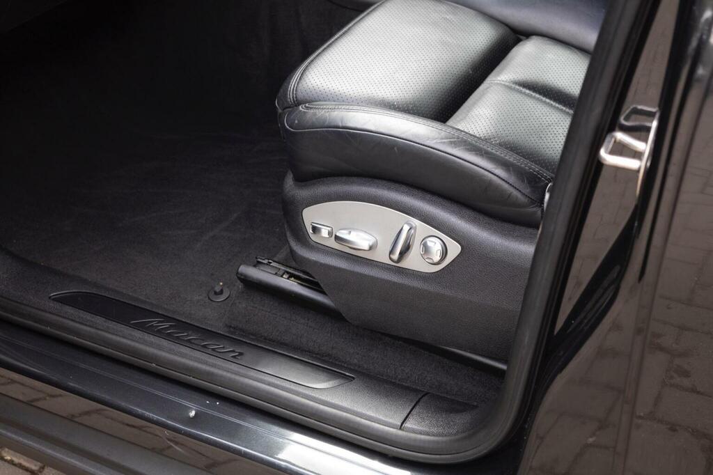 Porsche Macan 2L Null Grey #25