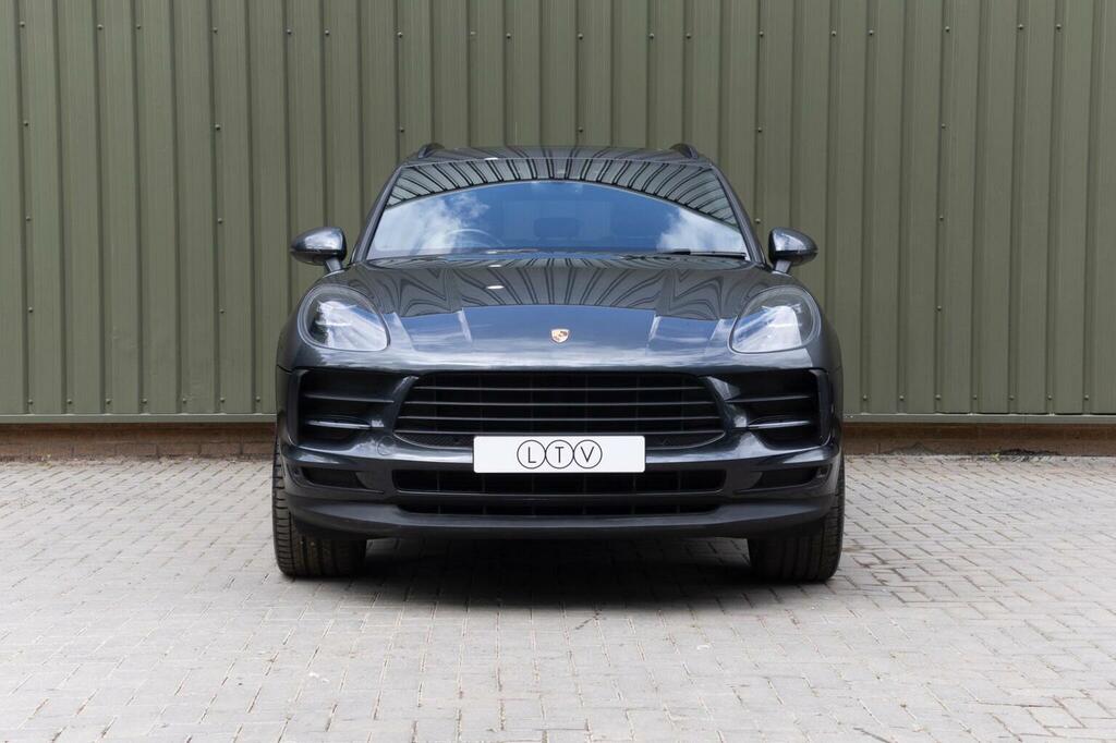 Porsche Macan 2L Null Grey #66