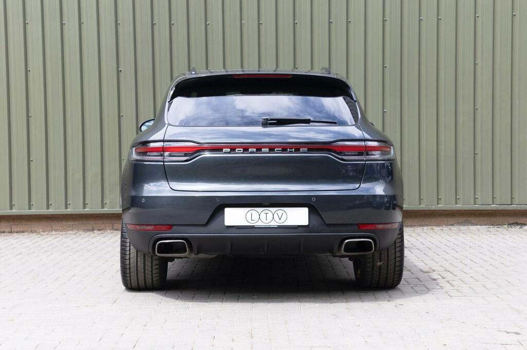 Porsche Macan 2L Null Grey #70