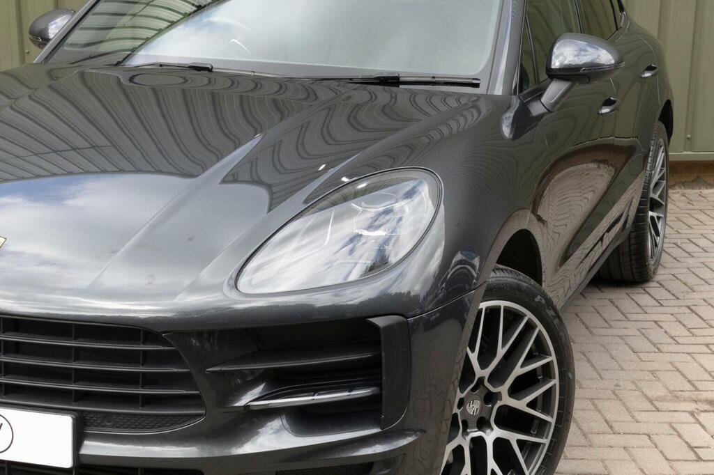 Porsche Macan 2L Null Grey #120
