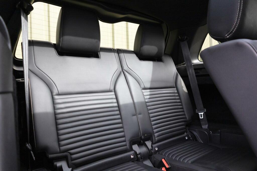 Land Rover Discovery Discovery R-dynamic S D Mhev Silver #82
