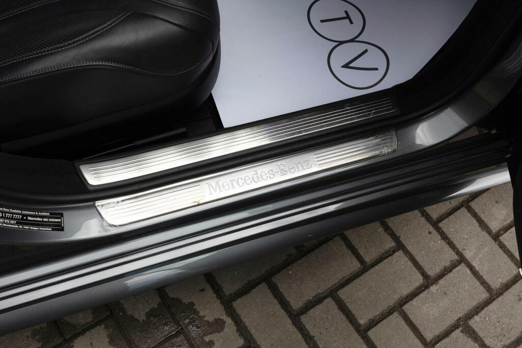 Mercedes-Benz S Class Coupe White #131