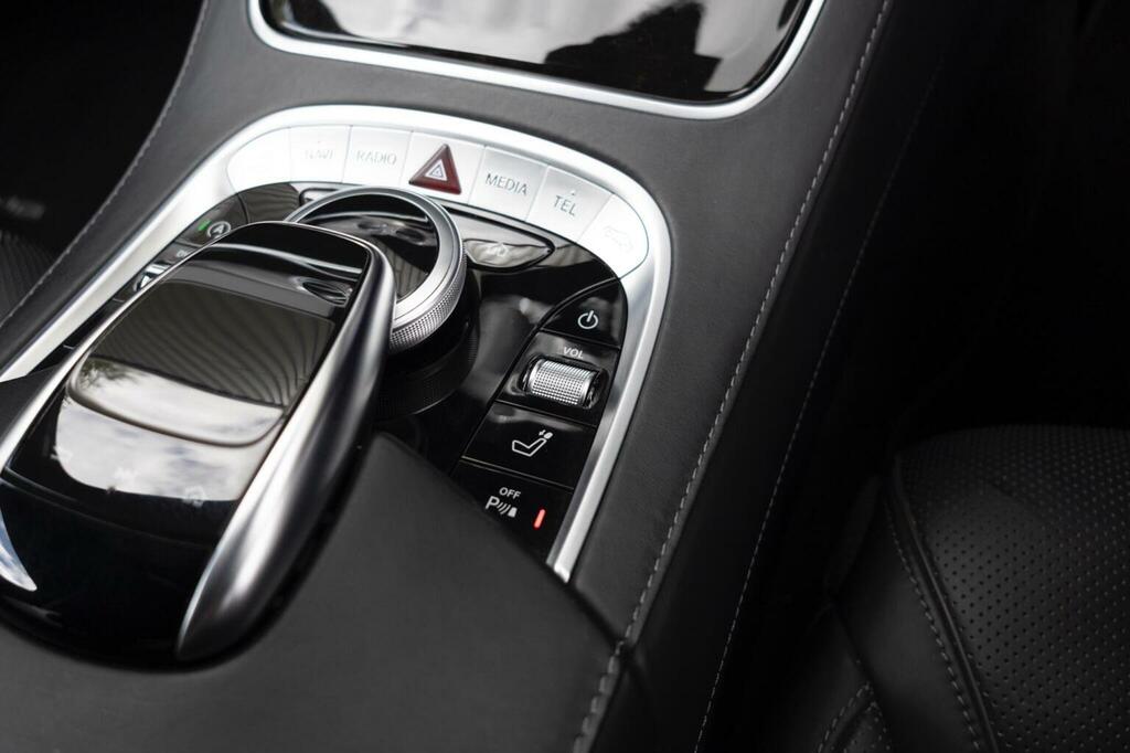 Mercedes-Benz S Class Coupe White #32