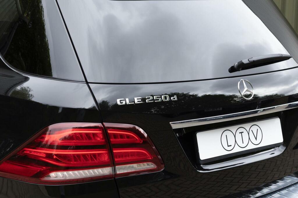 Mercedes-Benz GLE Class  Blue #138