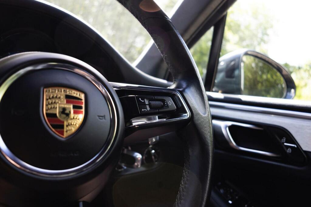 Porsche Macan Semi-auto 4Wd #135