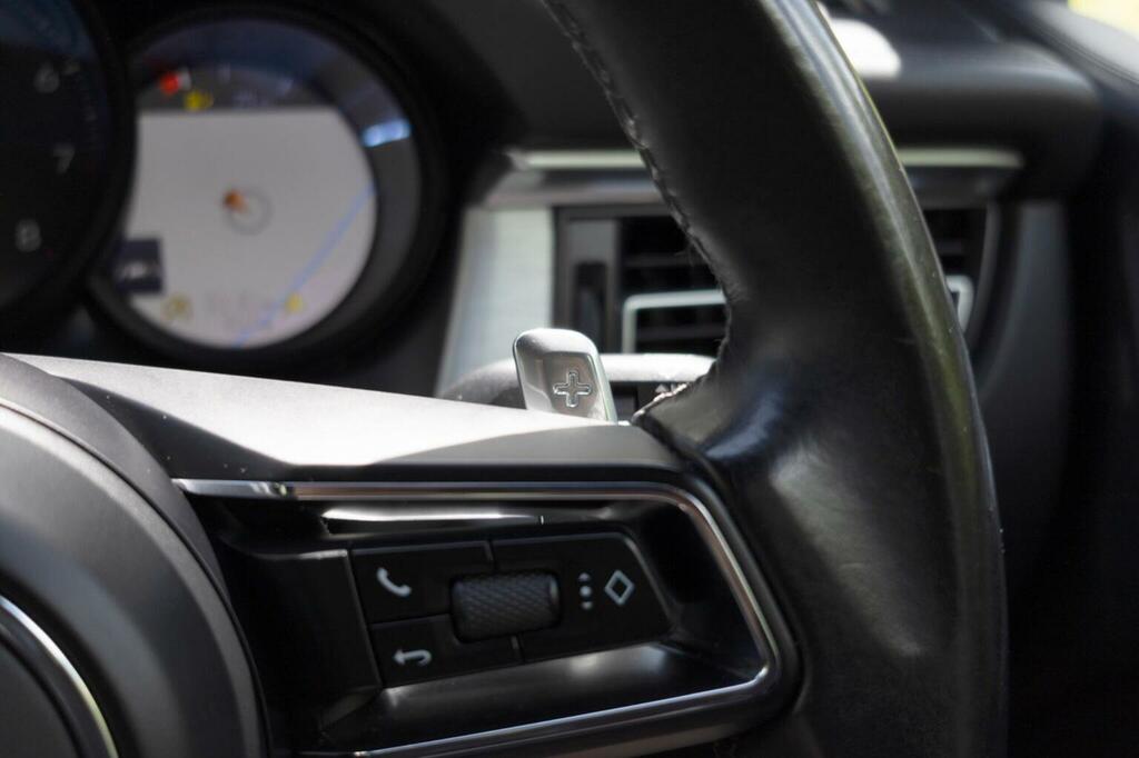 Porsche Macan Semi-auto 4Wd #137