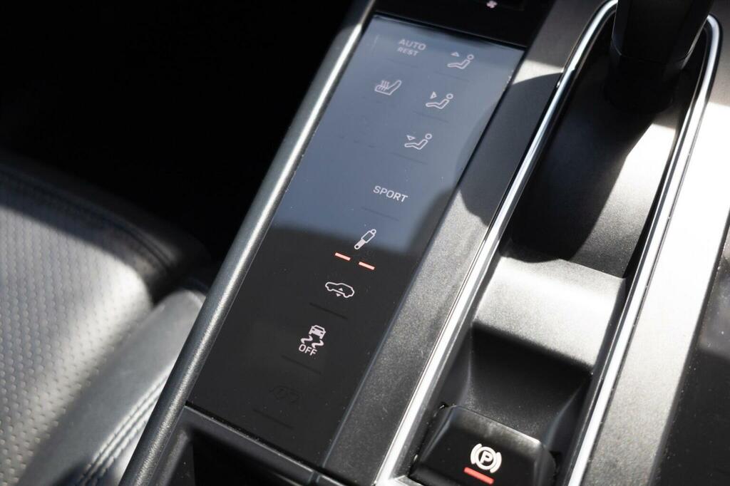 Porsche Macan Semi-auto 4Wd #105