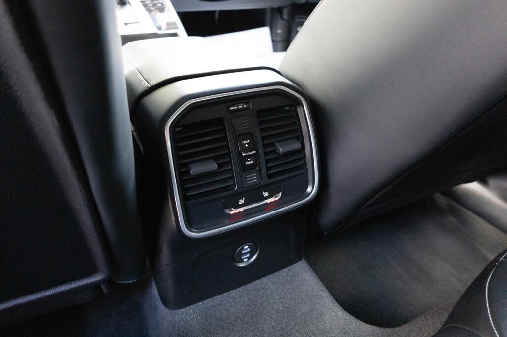 Porsche Macan Semi-auto 4Wd #68