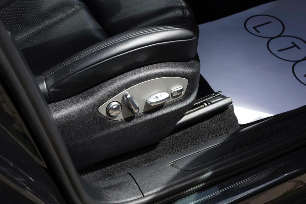 Porsche Macan Semi-auto 4Wd #34