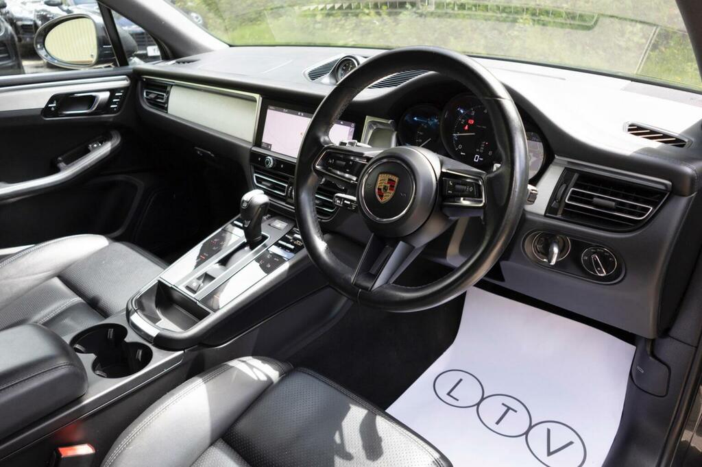 Porsche Macan Semi-auto 4Wd #96