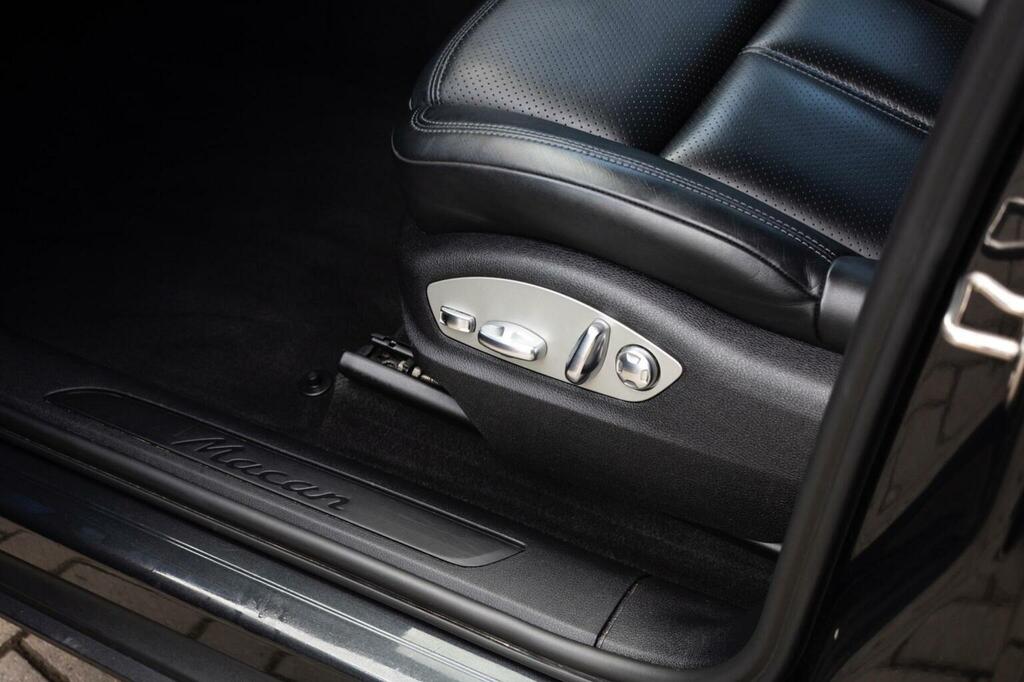Porsche Macan Semi-auto 4Wd #29