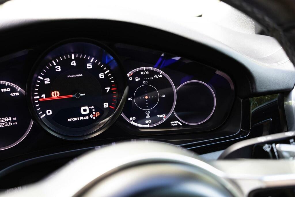 Porsche Cayenne Turbo S E-hybrid Tiptronic S Black #64