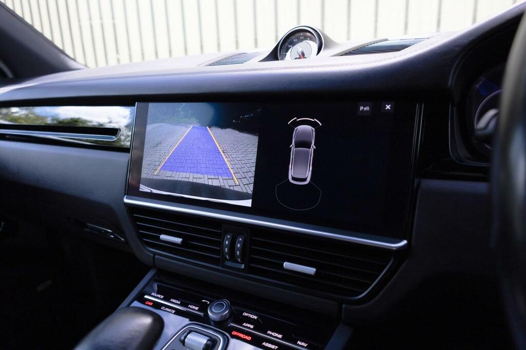 Porsche Cayenne Turbo S E-hybrid Tiptronic S Black #15