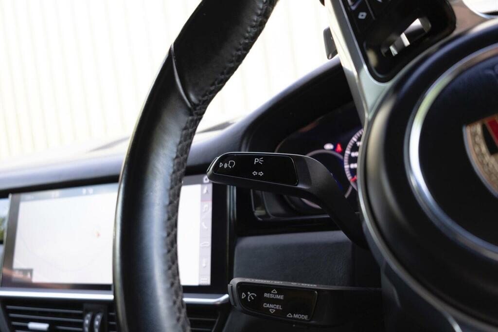 Porsche Cayenne Turbo S E-hybrid Tiptronic S Black #59