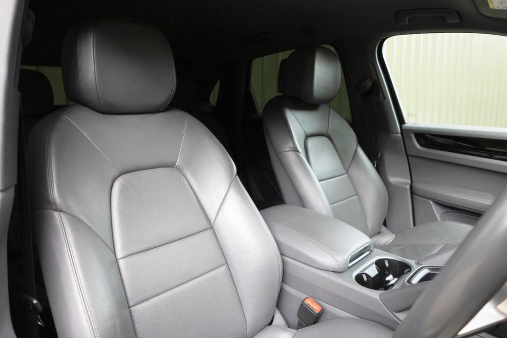 Porsche Cayenne Td V6 Platinum Edition Tiptronic S Silver #78