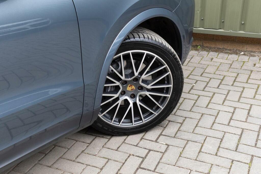 Porsche Cayenne Td V6 Platinum Edition Tiptronic S Silver #126