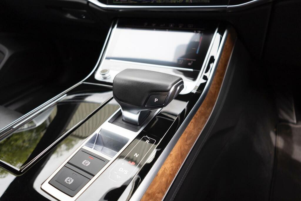 Audi A8 55 Tfsi Quattro Tiptronic Black #18