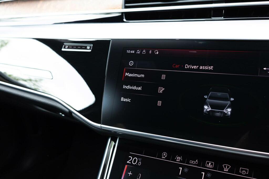 Audi A8 55 Tfsi Quattro Tiptronic Black #24