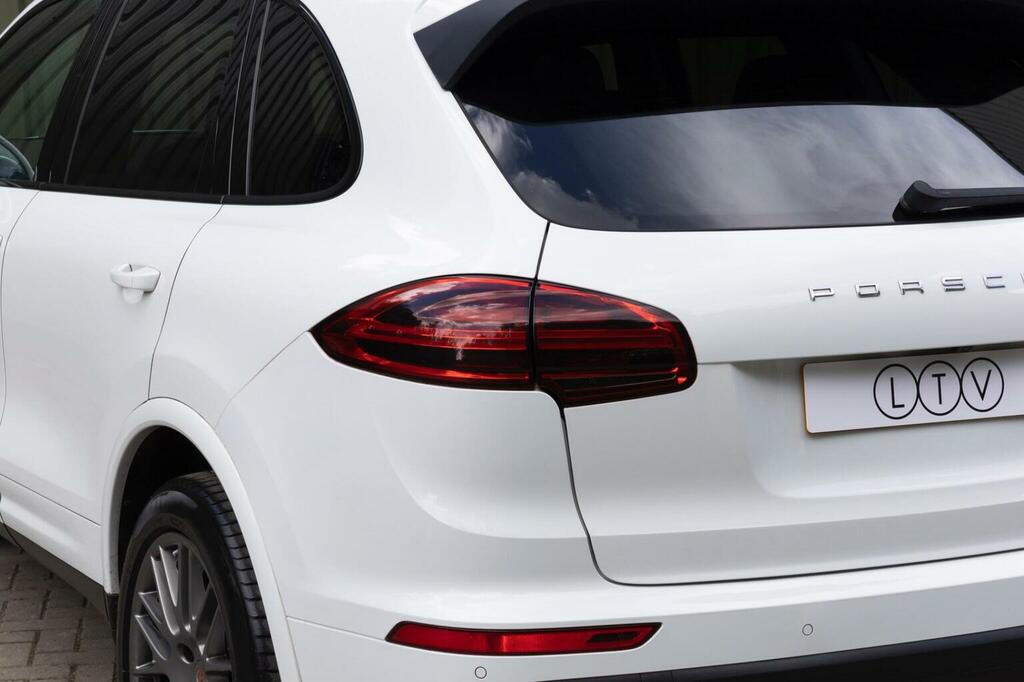 Porsche Cayenne 3.0 D V6 Tiptronic S 262 Bhp Black #159