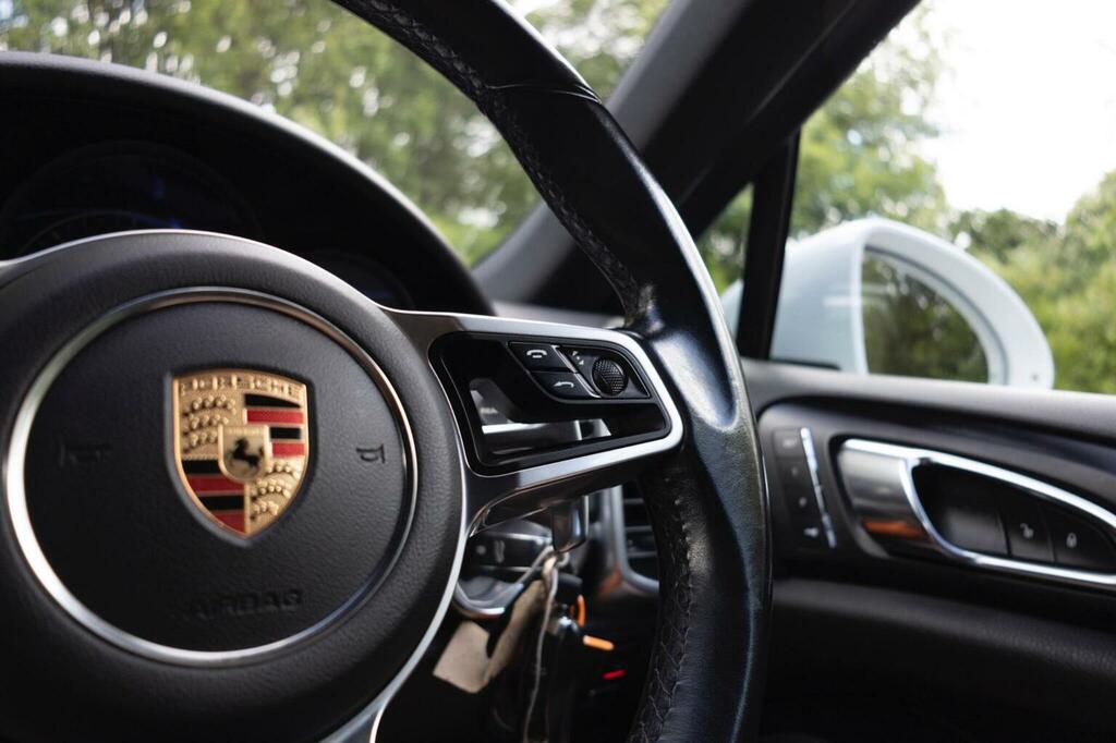 Porsche Cayenne 3.0 D V6 Tiptronic S 262 Bhp Black #51