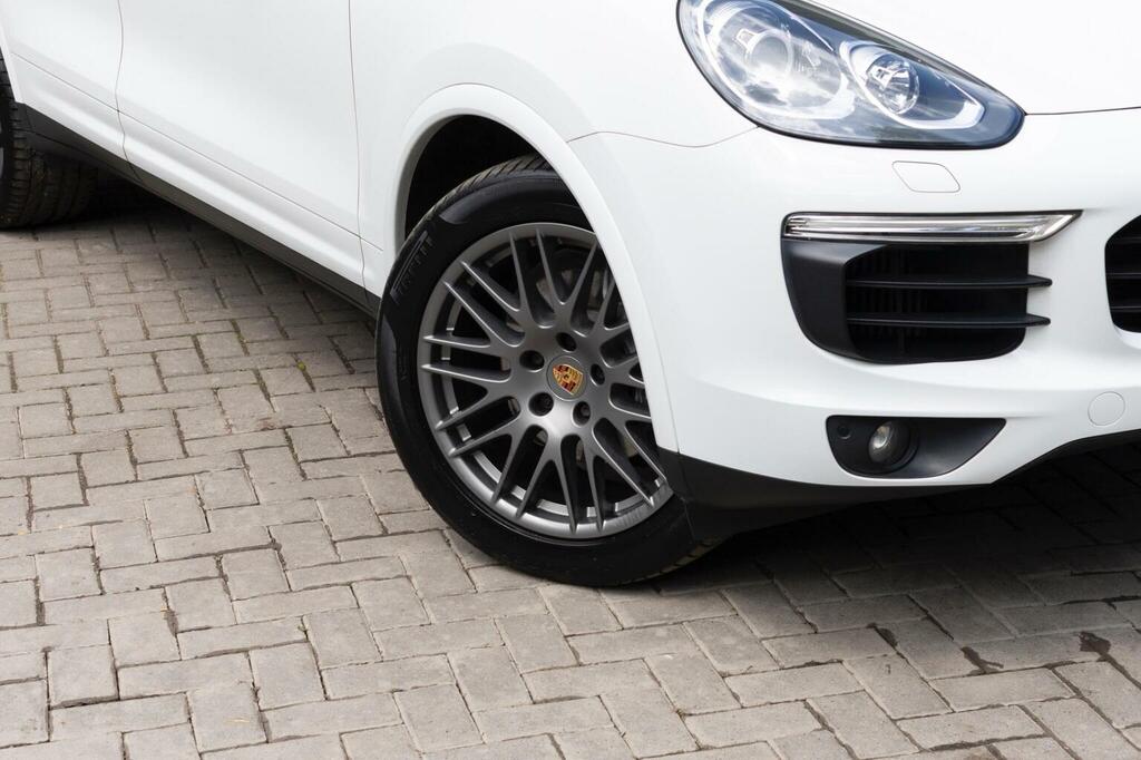 Porsche Cayenne 3.0 D V6 Tiptronic S 262 Bhp Black #156