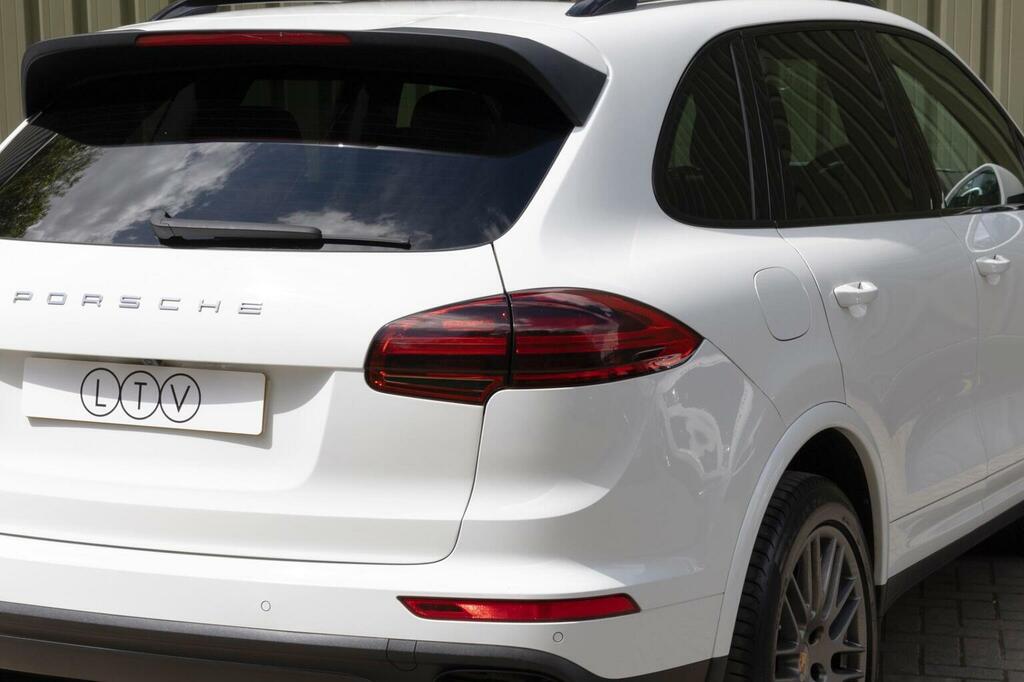 Porsche Cayenne 3.0 D V6 Tiptronic S 262 Bhp Black #161