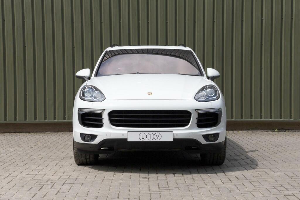 Porsche Cayenne 3.0 D V6 Tiptronic S 262 Bhp Black #83