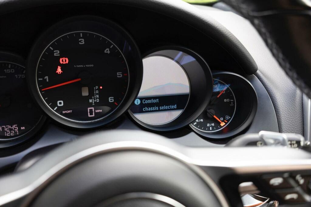 Porsche Cayenne 3.0 D V6 Tiptronic S 262 Bhp Black #28