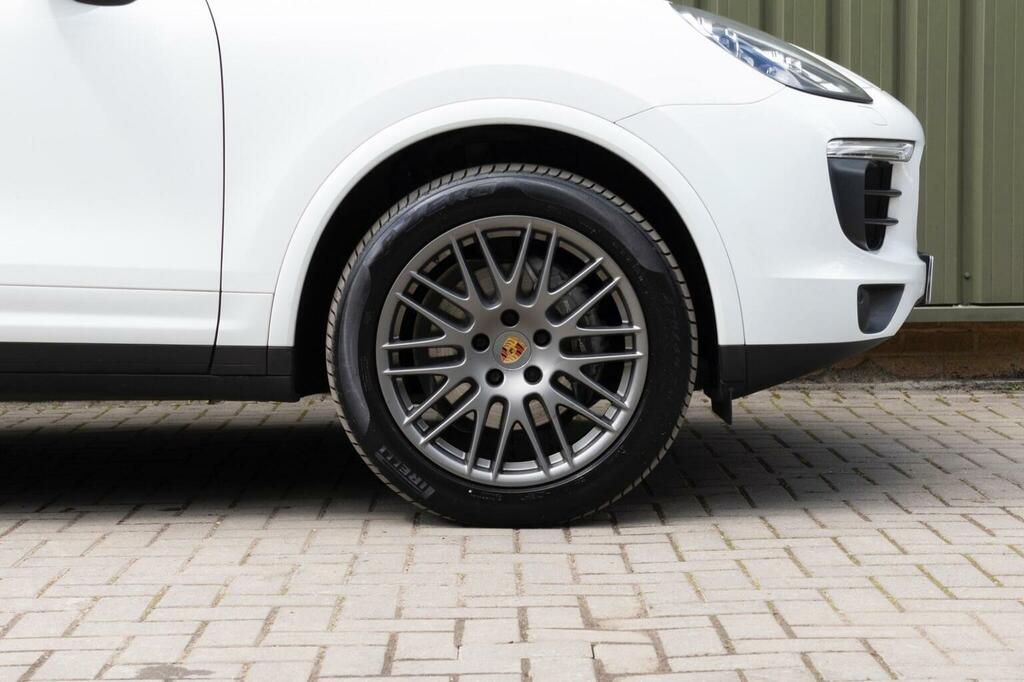Porsche Cayenne 3.0 D V6 Tiptronic S 262 Bhp Black #90