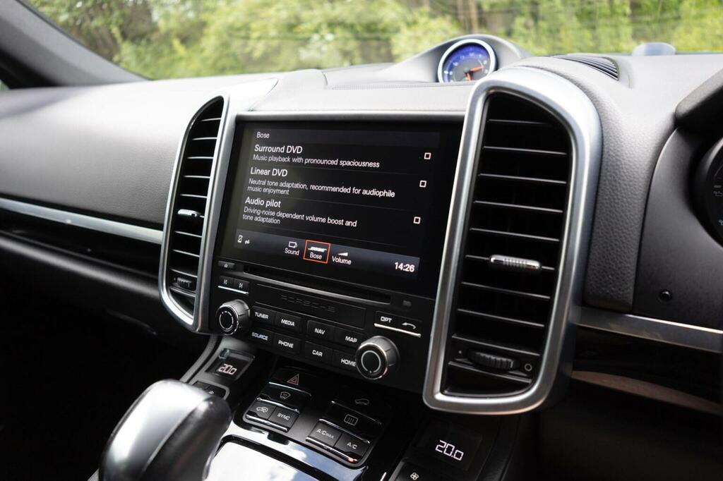 Porsche Cayenne 3.0 D V6 Tiptronic S 262 Bhp Black #126