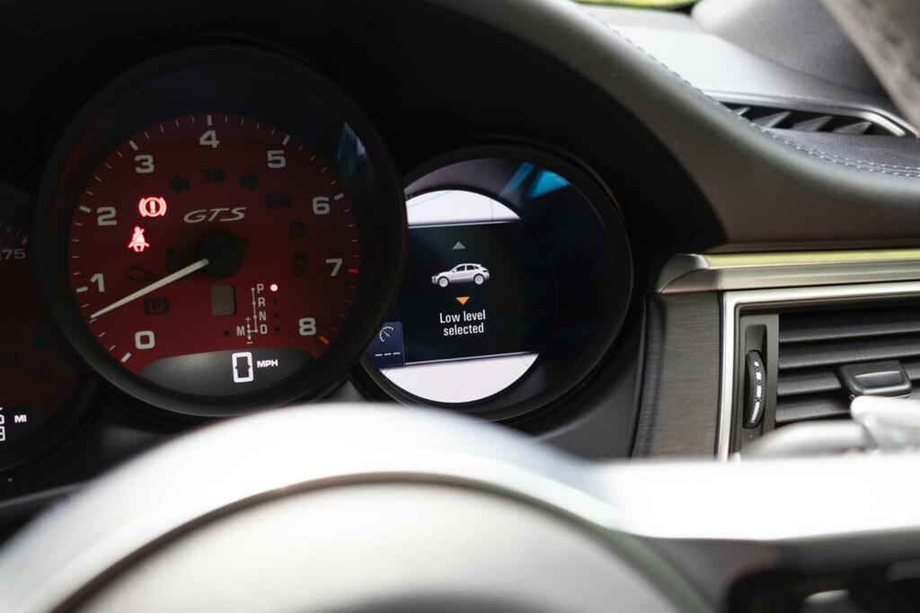Porsche Macan 3.0T V6 Gts Pdk 4Wd Euro 6 Ss White #102