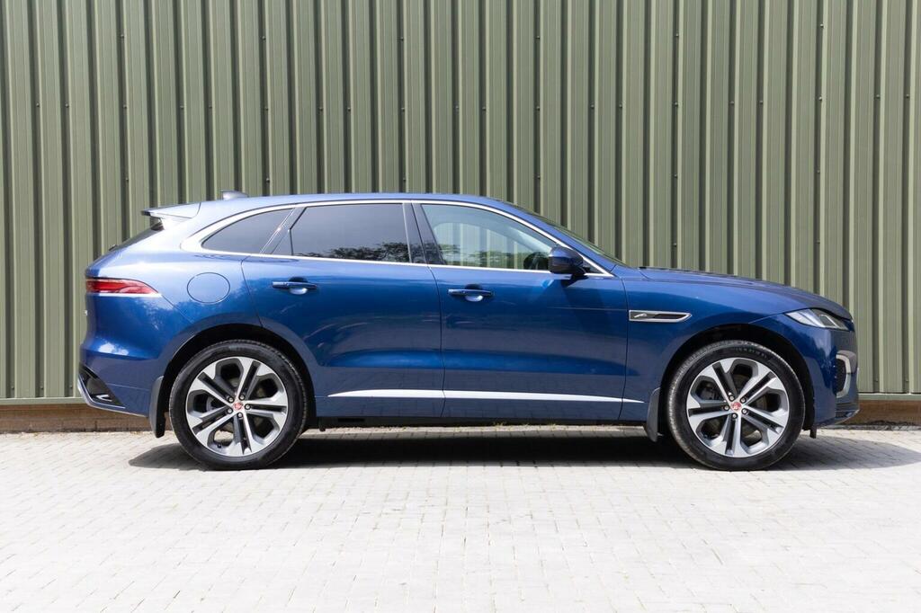 Jaguar F-Pace 2.0 D200 R-dynamic Black Awd Red #8
