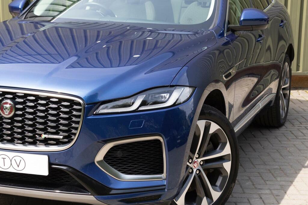 Jaguar F-Pace 2.0 D200 R-dynamic Black Awd Red #79