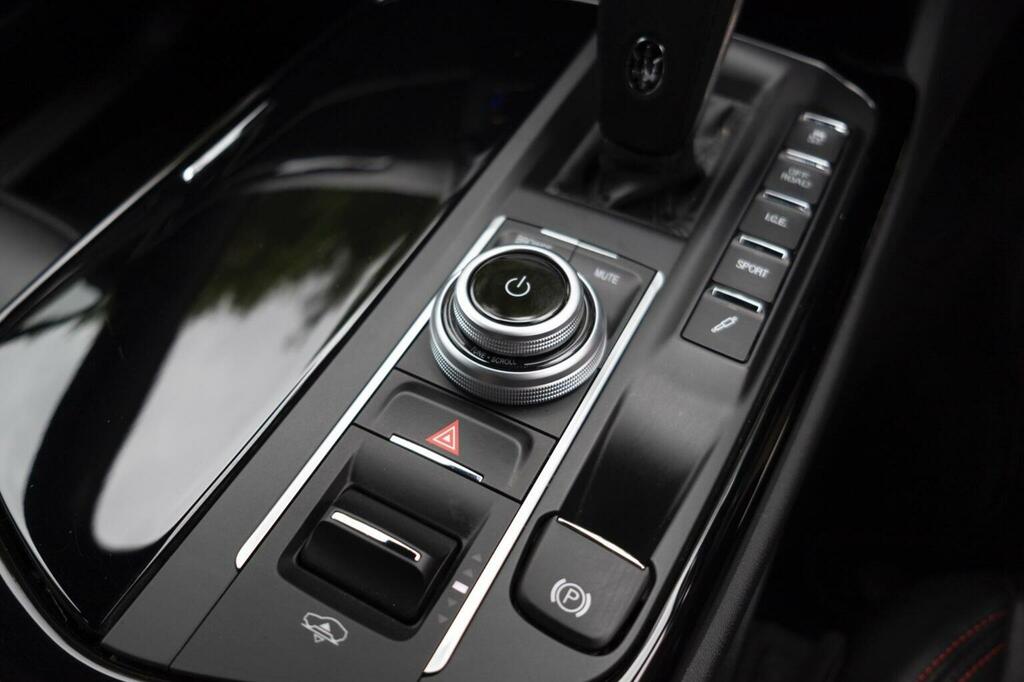 Maserati Levante  Black #20