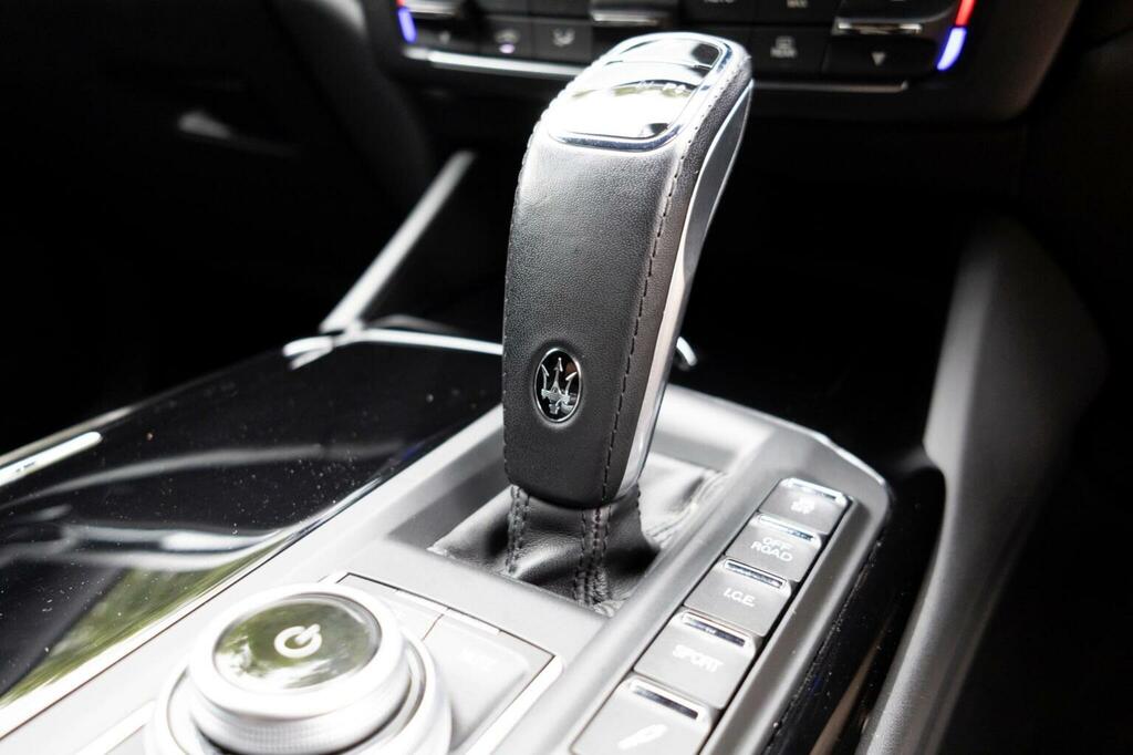 Maserati Levante  Black #52