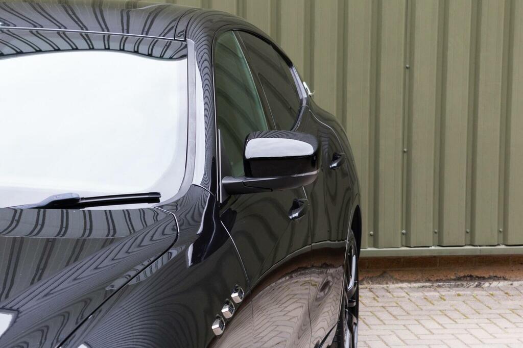 Maserati Levante  Black #65