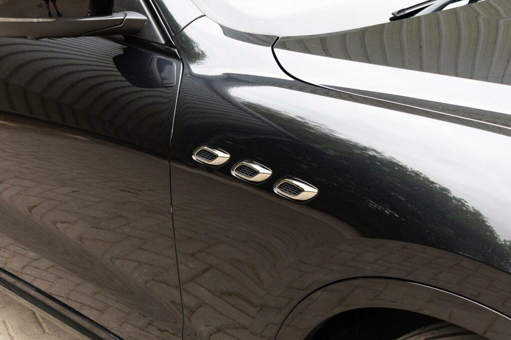 Maserati Levante  Black #63
