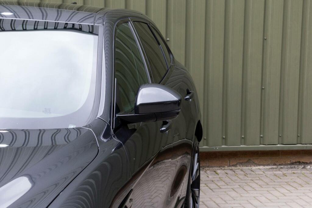 Jaguar F-Pace R-dynamic S Blue #86
