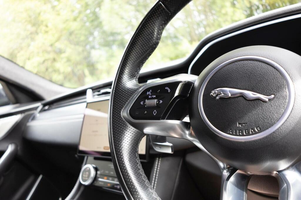 Jaguar F-Pace R-dynamic S Blue #57