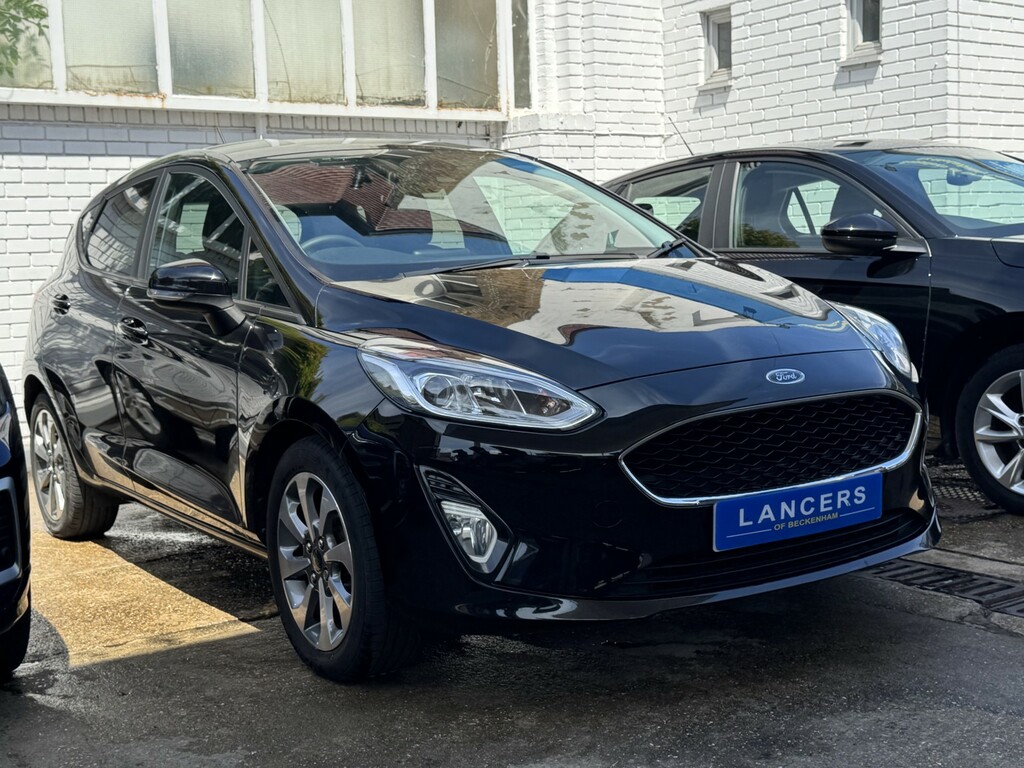 Ford Fiesta 1.0 Fiesta Trend 1.0L Ecoboost Hybrid 125Ps Black #3
