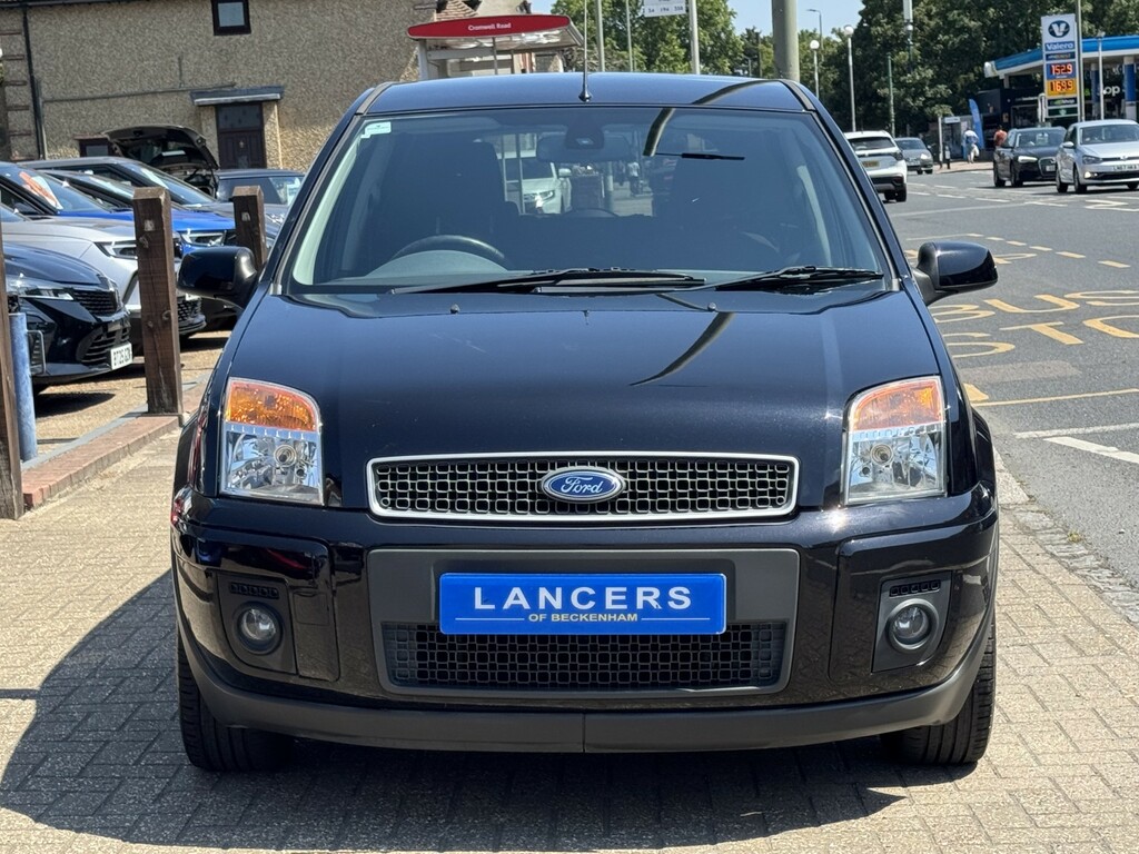 Ford Fusion 1.6 Plus Black #5
