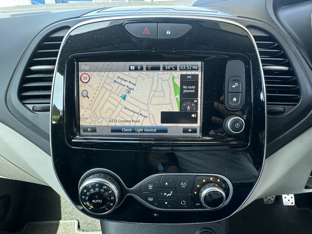 Renault Captur 0.9 Signature X Nav Tce 90 Red #4